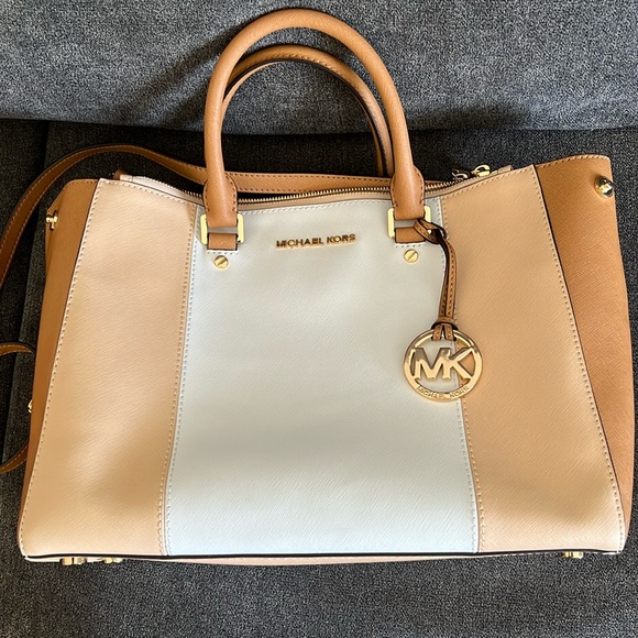 MICHAEL Michael Kors Handbags - Michael kors purse